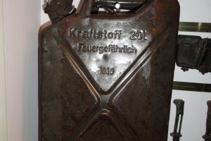 Kanister niemieckich pancerniaków z września 1939 r 